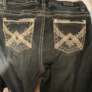 Earl jeans jewels for sale! These are great fitting tight and sexy fitted jeans!